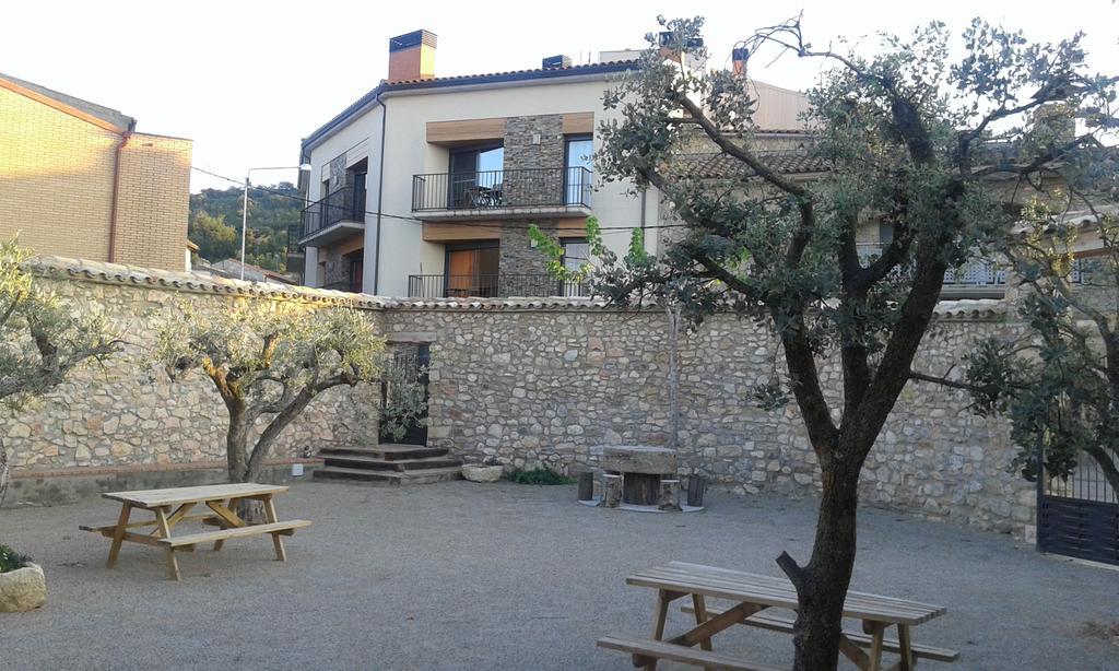 Aparthotel Cal Ribero Vilanova De La Sal Exterior foto