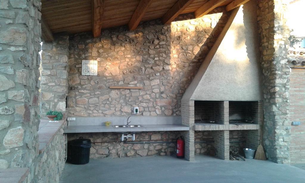 Aparthotel Cal Ribero Vilanova De La Sal Exterior foto