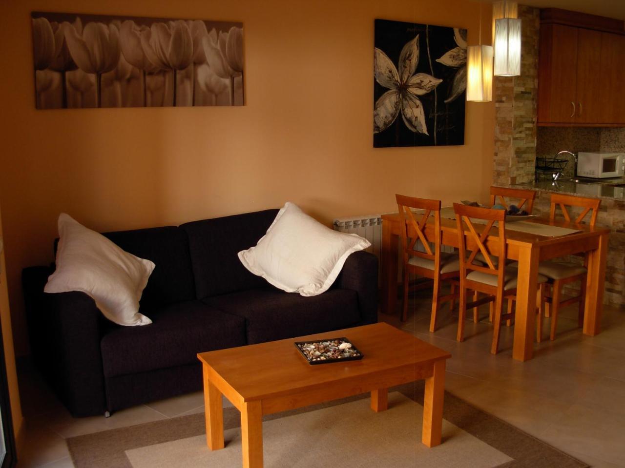 Aparthotel Cal Ribero Vilanova De La Sal Exterior foto